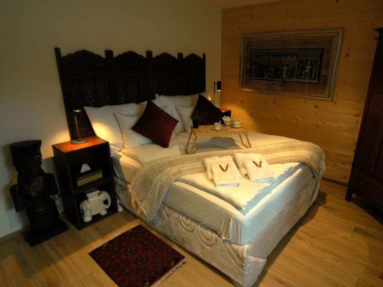 Large Deluxe Studio For 2 - Chalet Lovo Lenk im Simmental Exterior foto